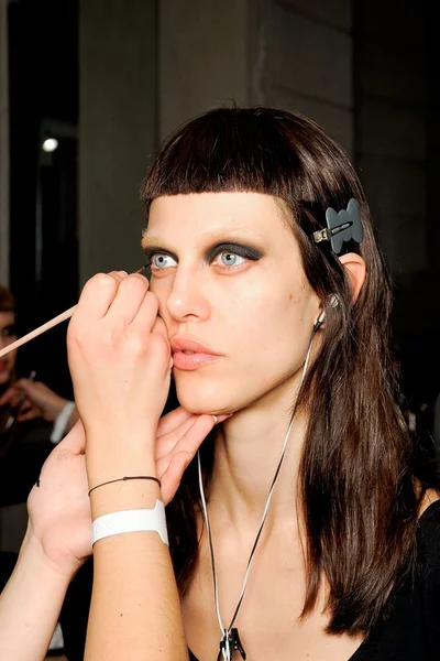 Look 13